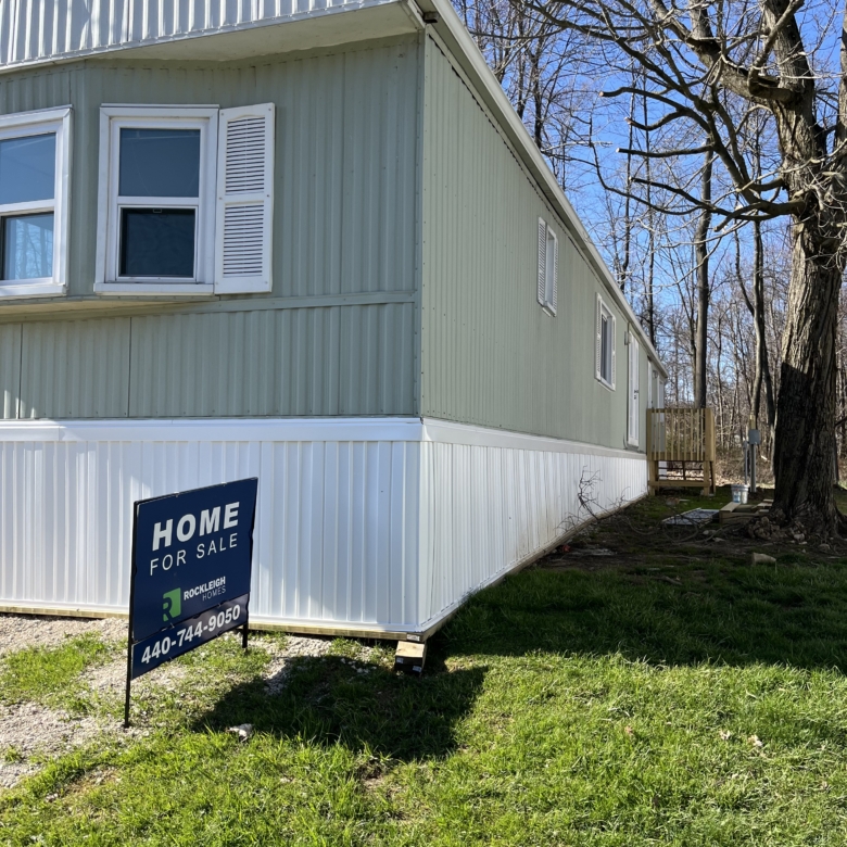 New Manufactured Home – 2/2 Lot 52