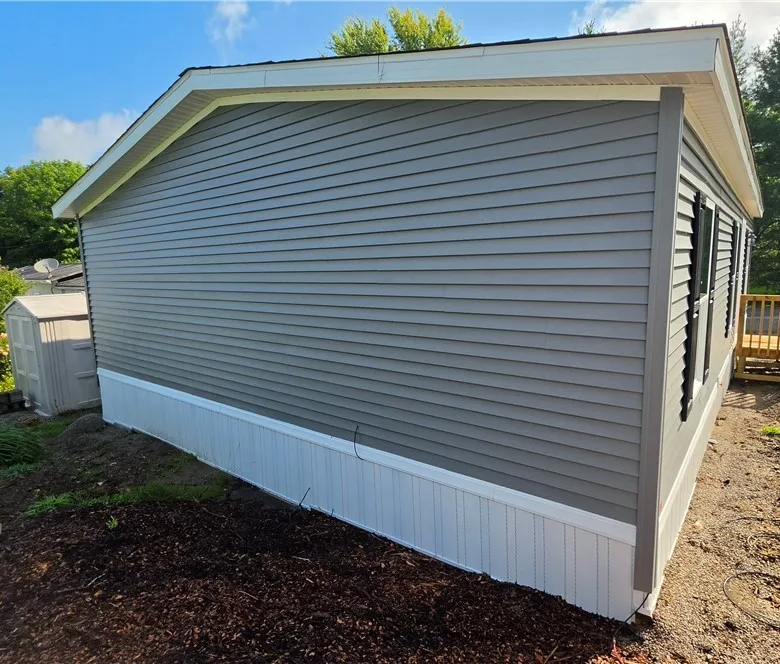 New Manufactured Home – 3/2 Lot 46