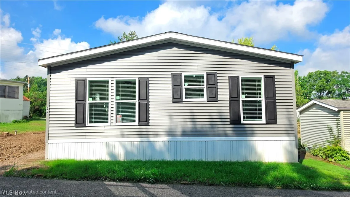 New Manufactured Home – 3/2 Lot 46